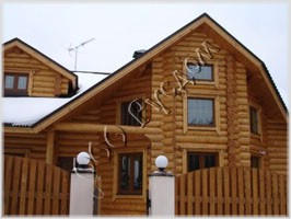 Фотография усадебного деревянного дома